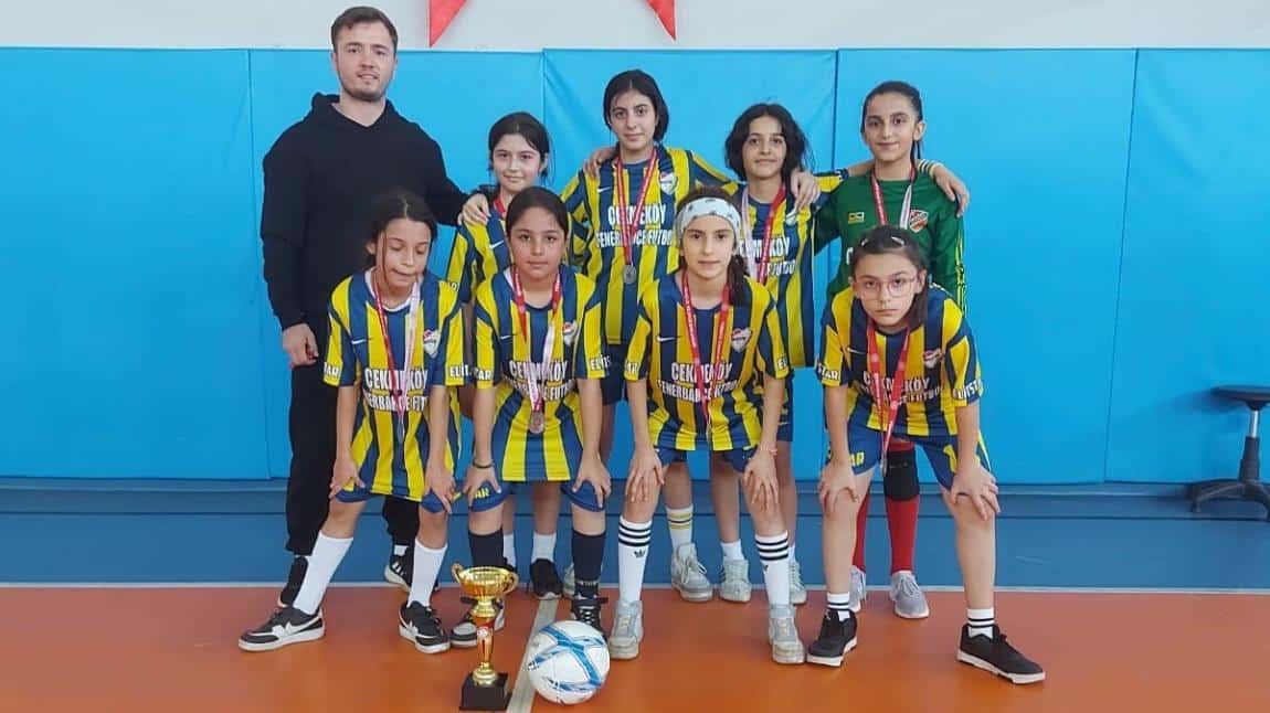 Küçük Kızlar Futsal Takımımız İkinci Oldu